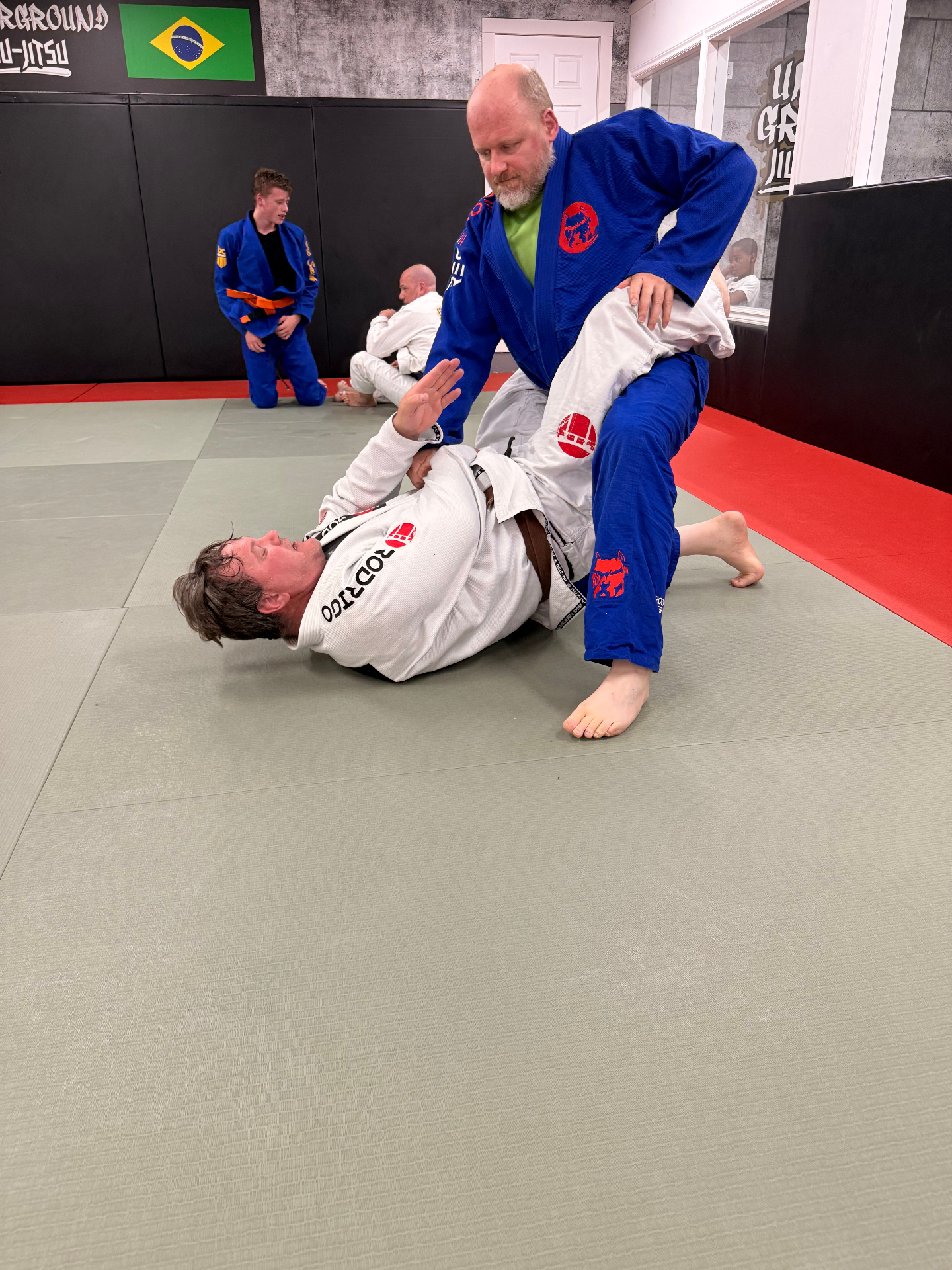 Underground Jiu-Jitsu team training together in a No-Gi martial arts class